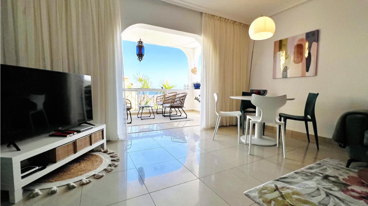 Enchanting House South Tenerife, Sea View Apartment *